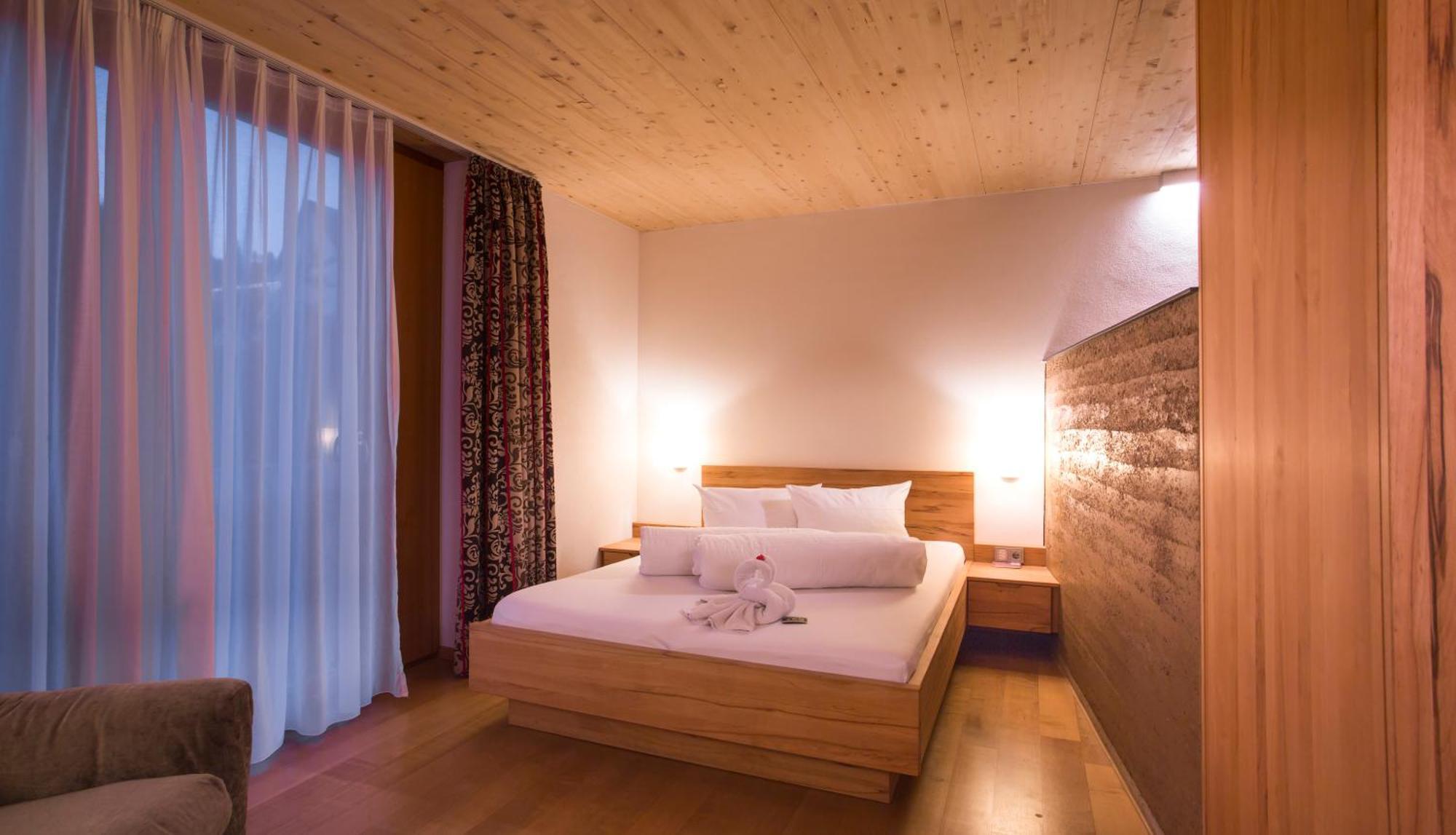 Hotel Herrmann Muensingen Exterior photo